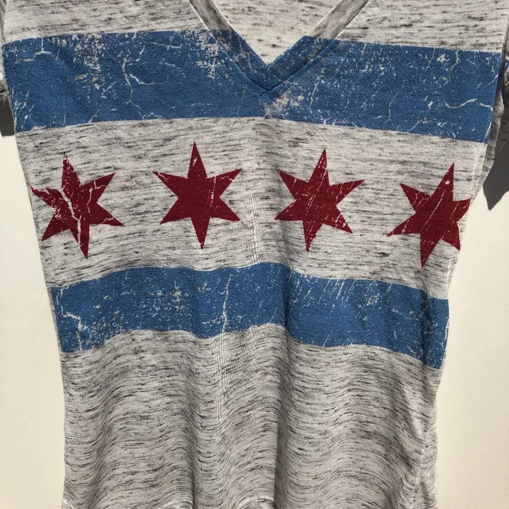 Bella+Canvas VNeck Short Slv Top Gry/Blu/Red Sz M - Picture 4 of 9